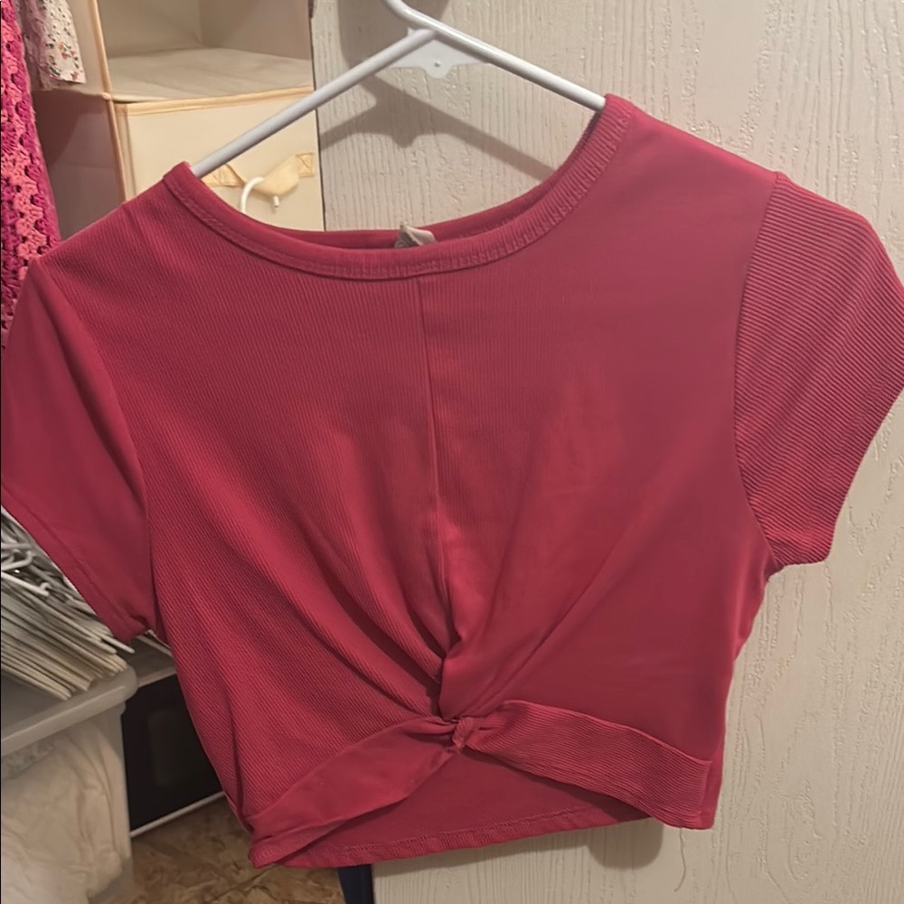 Women's Pink Twist Front Top